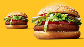 Dieser Burger stellt bei McDonalds alles auf den Kopf!