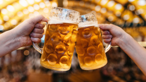 Vor der Weltmeisterschaft  jetzt wird das Bier teurer