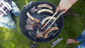 Hier geht es (auch) um die Wurst: Kugelgrills im Test