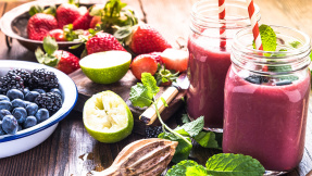 Fit in den Frühling mit fruchtigen Smoothies