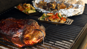 Indirekte Hitze: Sanftes Grillen für saftigeres Fleisch