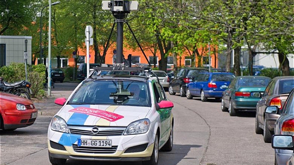 Googles Street-View-Autos fahren wieder durchs Land!