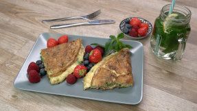 Rezept-Video: Omelett mit Speck und Käse