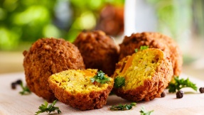 Falafel: Die Kichererbsenbälle einfach selber machen