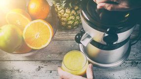 Slow Juicer: So gut sind die langsamen Entsafter