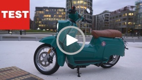 E-Schwalbe im Test: Das DDR-Kultmoped ist zurück!