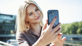 Mastercard: Per Selfie oder Fingerabdruck zahlen