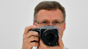 Hasselblad X1D: Systemkamera mit Mittelformat-Sensor