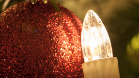 Lichterketten: Strom sparen im Advent