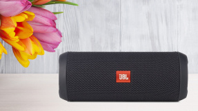 Pfingstkalender: Flip 4 von JBL zu gewinnen