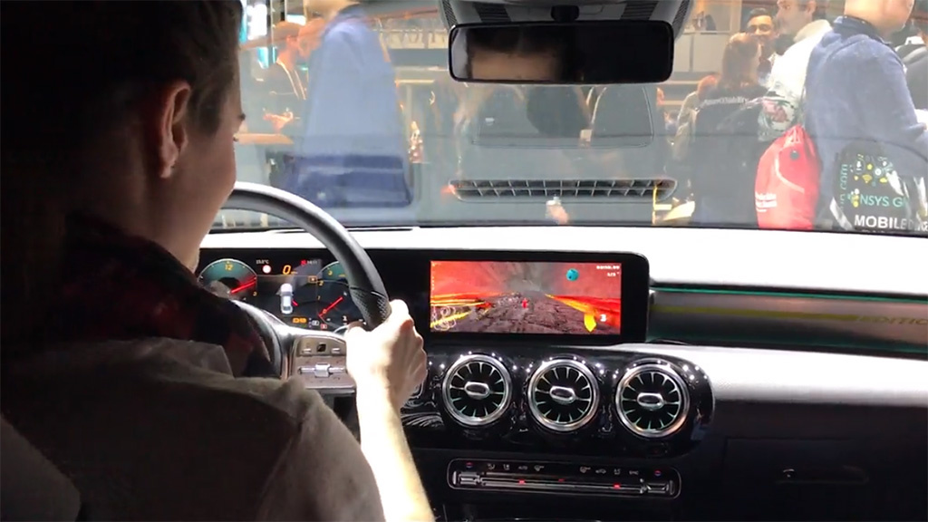 Mwc 2019 Daimler Mbux Bietet Jetzt Auch Videospiele Computer Bild