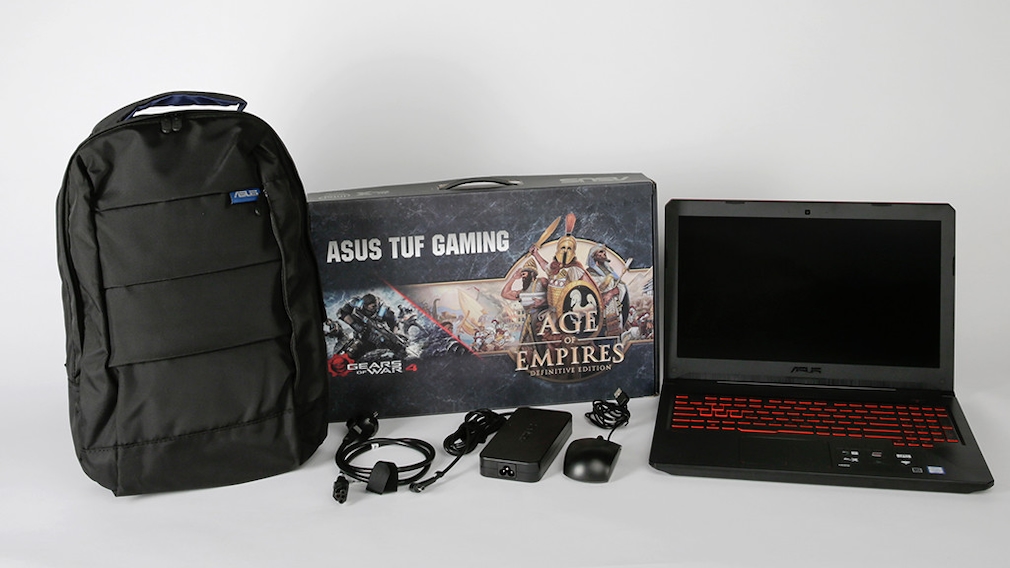Asus TUF Gaming FX504 – Unboxing