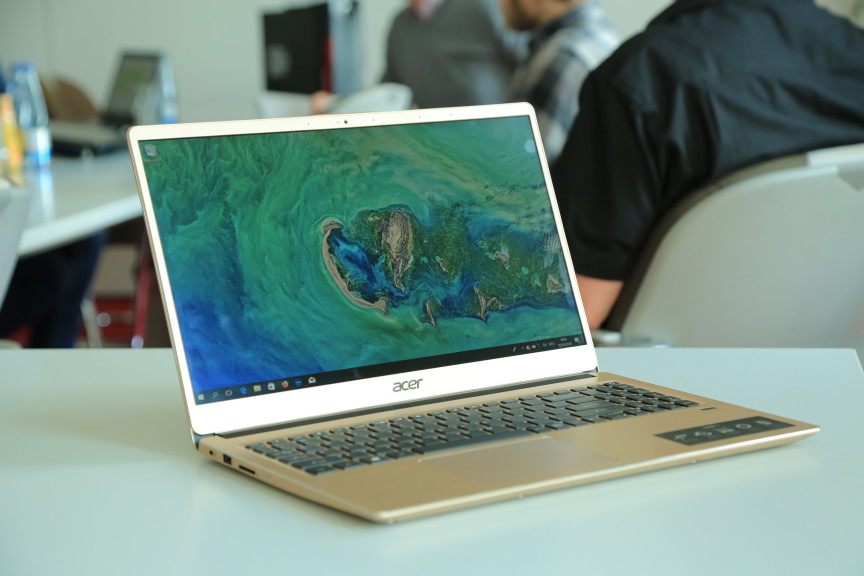 Amazon Com Acer Swift 3 14 Full Hd 7th Gen Intel Core I5