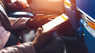 Smartphone-Nutzung im Flugzeug