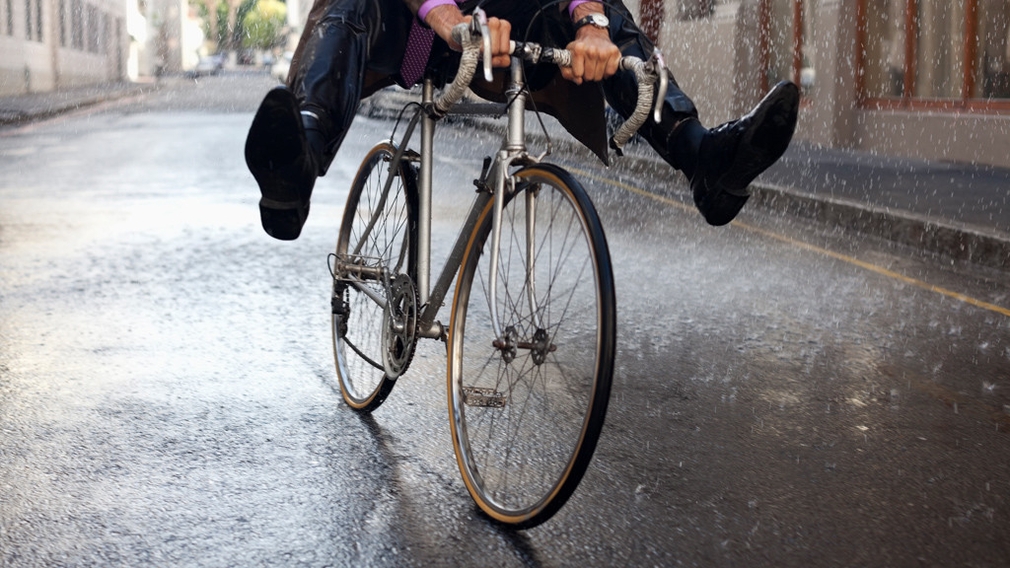 Fahrradkleidung für den Winter: So kommen Radfahrer durch die kalte Jahreszeit Wenn Herbst und Winter näher rücken, brauchen Radler die richtige Kleidung. 