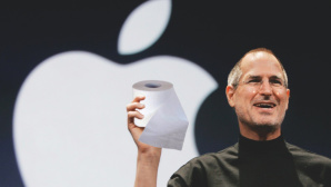 Steve Jobs mit dem iPhone 1 © dpa-Bildfunk (Montage)