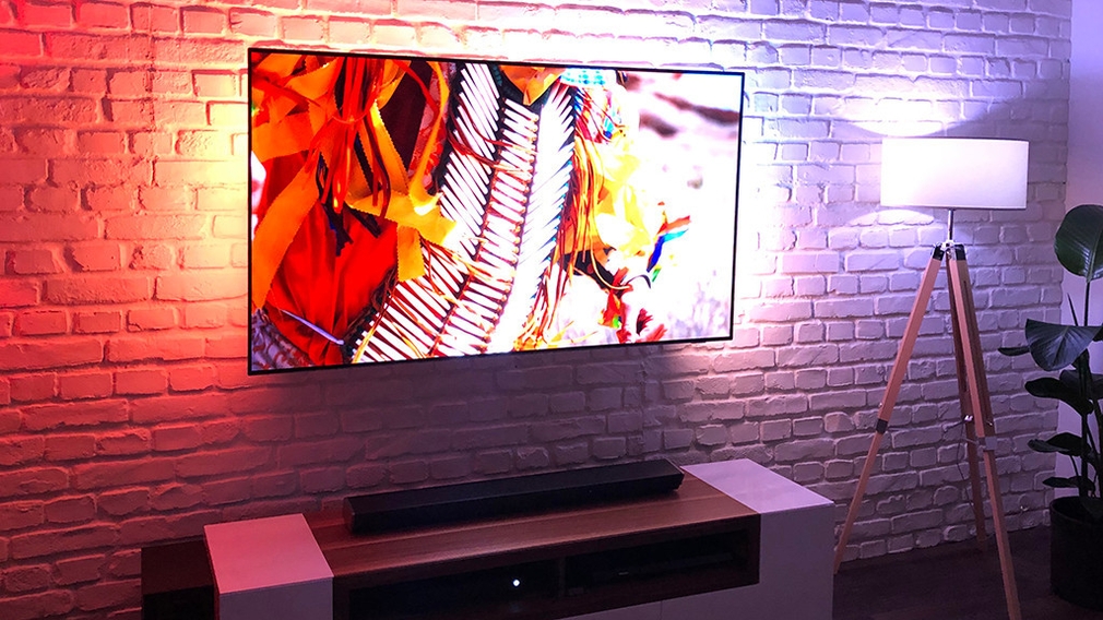 Philips-Fernseher 2019: Android, Ambilight & mehr Der Philips OLED754 ist der günstigste OLED-Fernseher des Herstellers. 