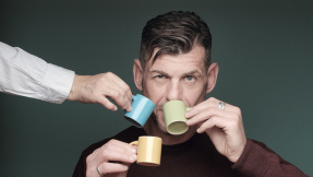 Zittrige Freude: Bis zu 25 Tassen Kaffee sind in Ordnung