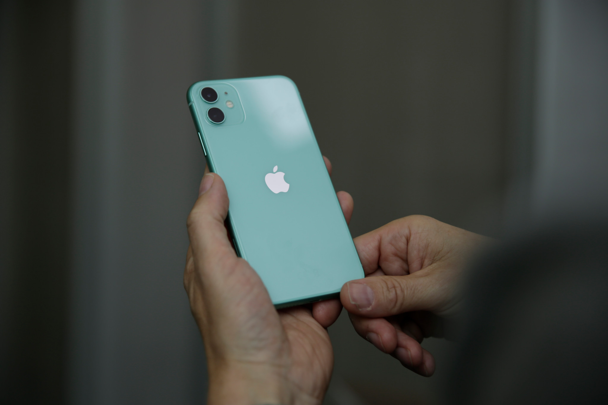 Apple iPhone 11, 64GB, Farbe: Grün Handy