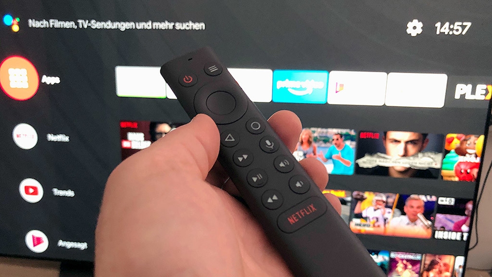Nvidia Shield TV in the test: Nvidia gives the full pipe!  The new remote control for the Nvidia Shield TV is nice and handy, but the button arrangement is not very distinctive. 
