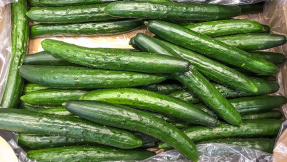Gammelgurken: Ohne Plastik verdirbt das Gemüse im Supermarkt