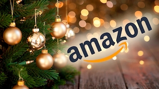 Amazon vor Weihnachtsbaum