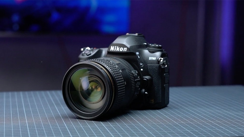 Nikon D780 im Test: Die Spiegelreflexkamera überzeugte mit kompakten Abmessungen und vielen Extras. 