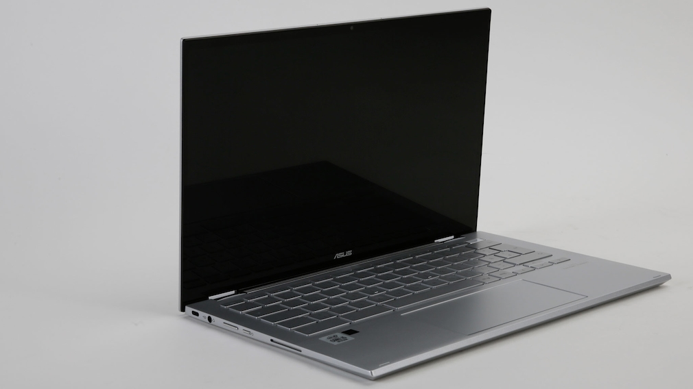 Asus Chromebook Flip C436 vor weißem Hintergrund