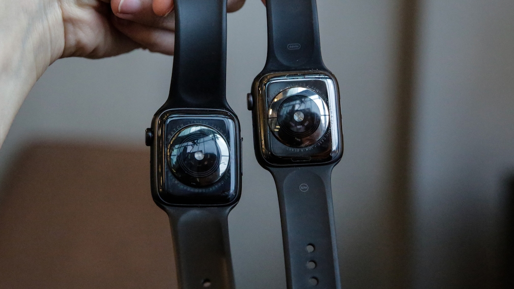 Wish Apple Watch Klon mit Orginal Apple Watch 5 Rückansicht
