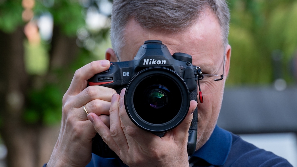 Nikon D6 im Test: Das ist die beste Spiegelreflexkamera - COMPUTER BILD