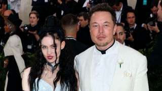 Elon Musk mit Grimes