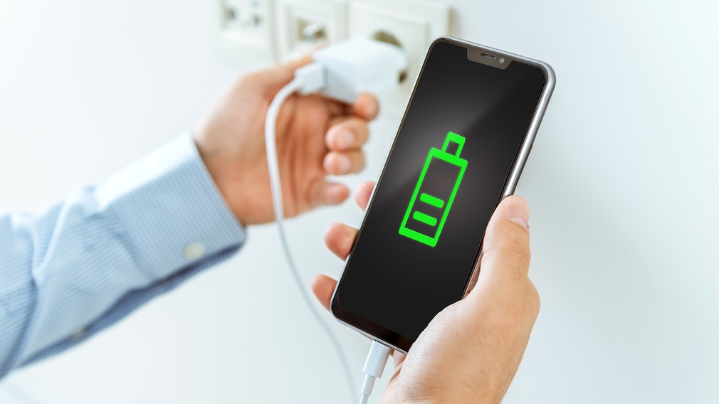Qualcomm Quick Charge 5: In 5 Minuten auf 50 Prozent - COMPUTER BILD
