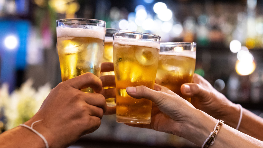 Bier Von Der Ki Forscher Kreieren Digitalen Braumeister Computer Bild