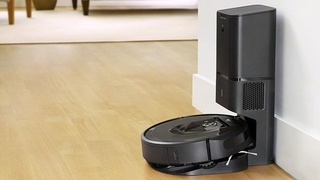 iRobot Roomba i7 mit Absaugstation