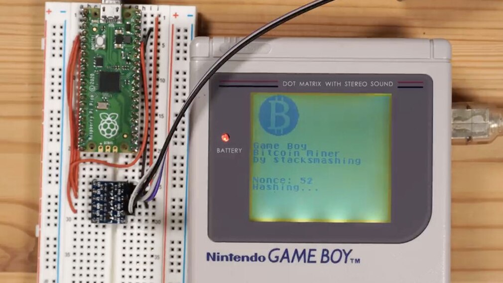 Bitcoin Modder Rustet Game Boy Zur Mining Maschine Um Computer Bild