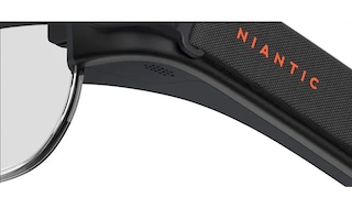 Brillenbügel mit Niantic-Logo