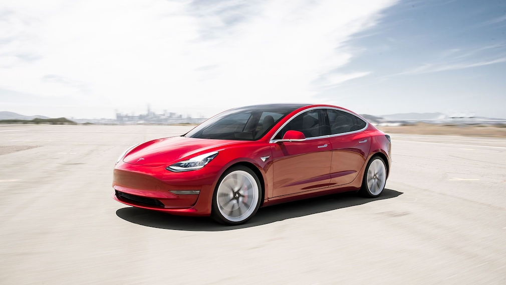 Tesla Model 3: Top bei den E-Auto-Neuzulassungen - COMPUTER BILD