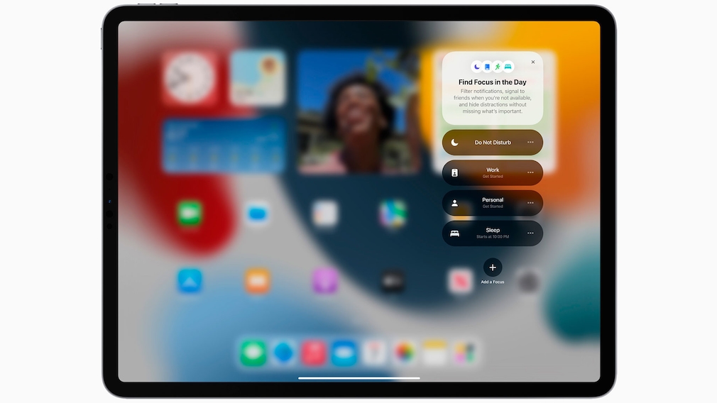 iPad Pro vor grauem Hintergrund.