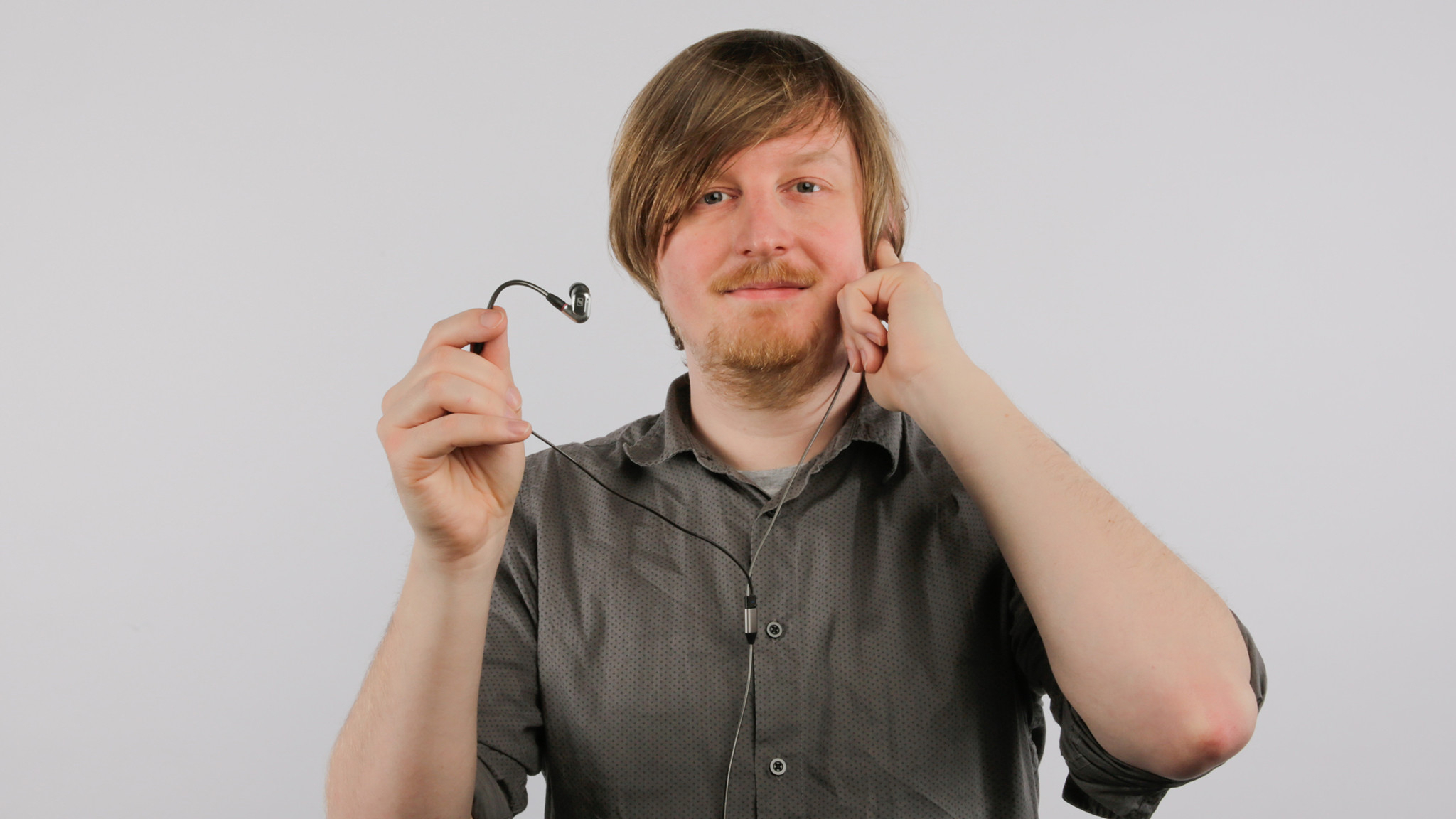 So-testet-COMPUTER-BILD-im-Labor-Kopfh-rer-und-Gaming-Headsets