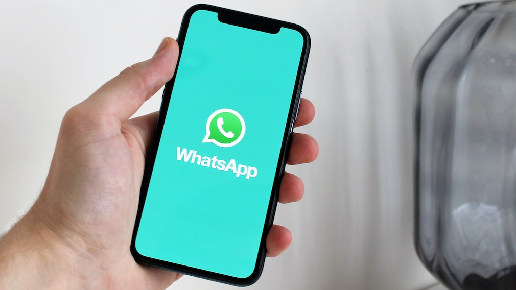 Smartphone mit WhatsApp
