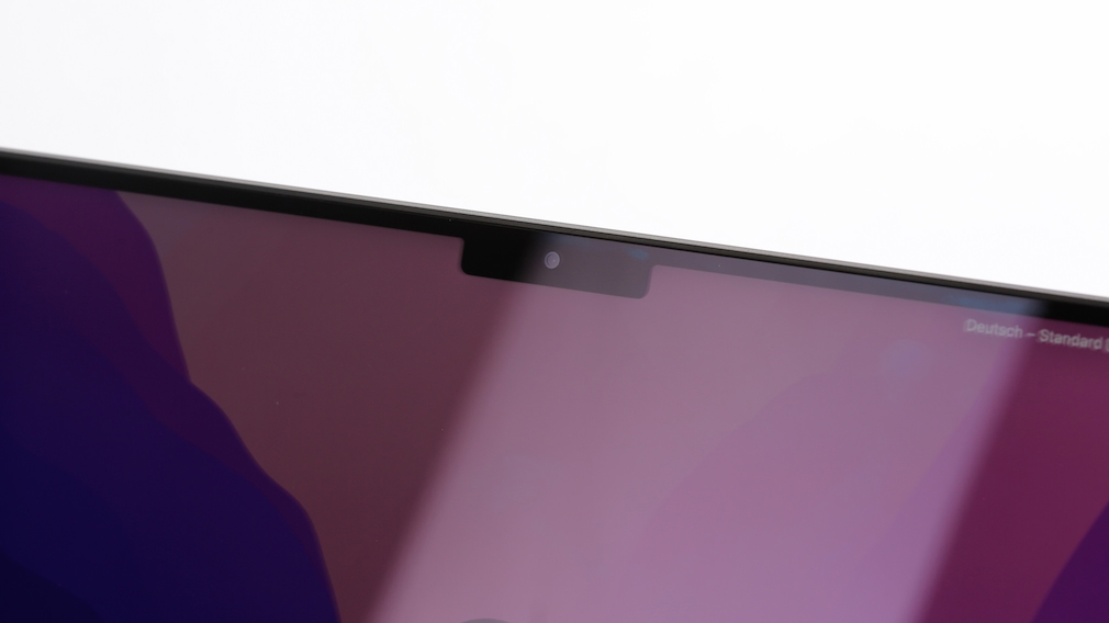 MacBook Pro 2021 notch for the camera