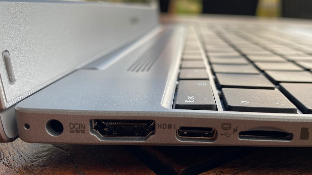 Medion Akoya E15308: Aldi notebook review