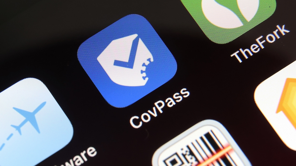CovPass-App-Symbol auf einem iPhone.