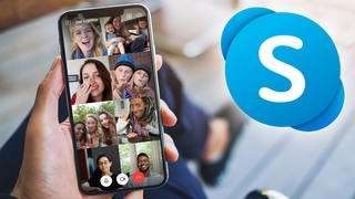 Skype-Videoanruf in der Rasteransicht auf einem Smartphone