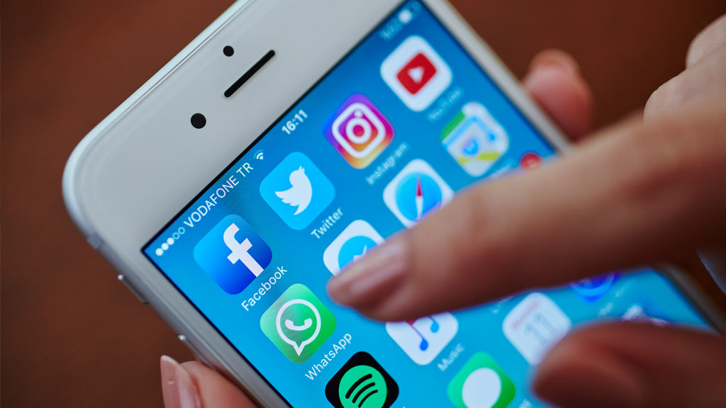WhatsApp-Anruf: Datenverbrauch im Check - COMPUTER BILD