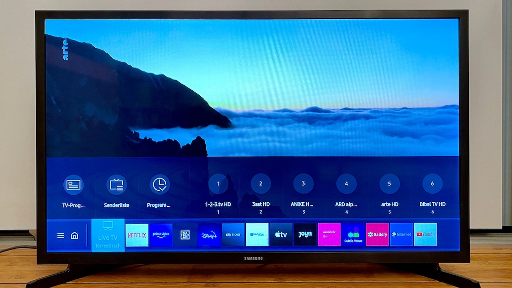 Smart-TVs gibt es auch mit kompakten 32 Zoll und 80 Zentimetern Bildschirmdiagonale.