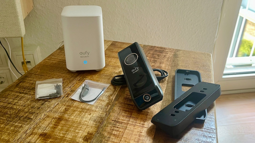 Eufy Video Doorbell Dual, equipment