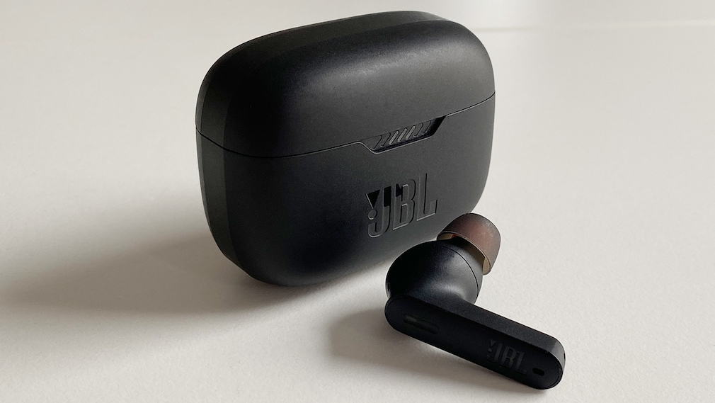 JBL Das BILD bieten - Tune COMPUTER 230NC günstigen JBL-In-Ears im Test: die