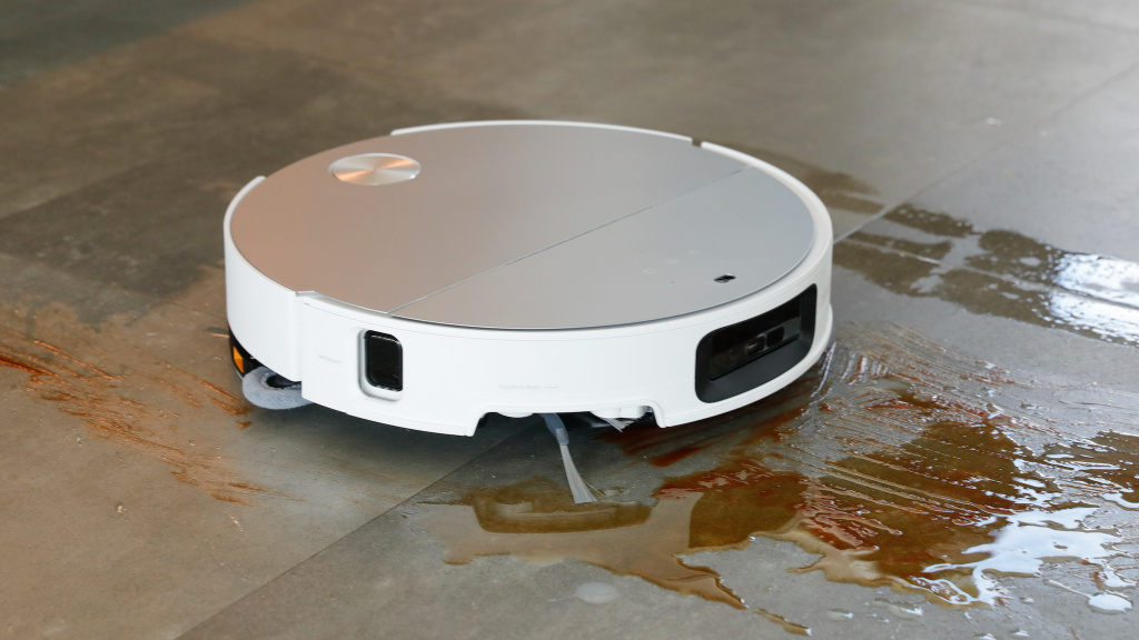 Wischroboter-Test 2026: 48 Modelle mit Dock lassen den Boden strahlen!