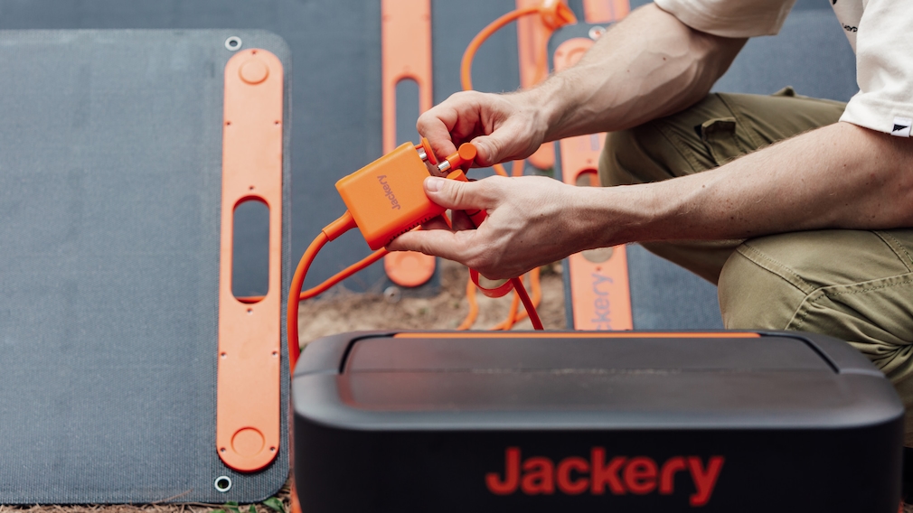 Jackery Solar Saga 200 Adapter